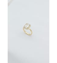 STİL İNCİSİ/XUPING JEWELRY BAGET ORTASI ZİRKON YÜZÜK