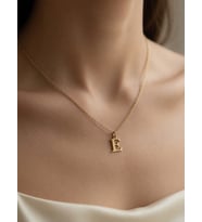 Kişiye Özel 925 Ayar Gümüş Zarif Harf Kolye (Gold)