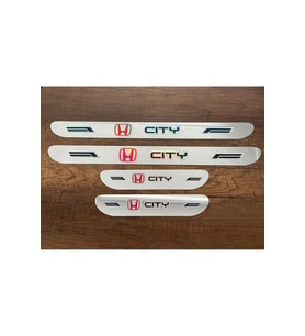 OTO KAPI EŞİĞİ AYNALI PİLEKSİ  CITY