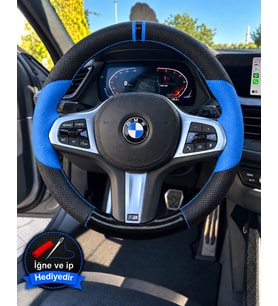 BMW F20 Dikme Direksiyon Kılıfı Delikli Deri Parlak Siyah Mavi Detay Çift Yüzük ve Dikiş 2015-2019