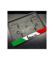 İtalyan Bayraklı Vespa Takmatik Pleksi Plakalık