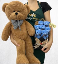 Büyük Boy Kahverengi Peluş Ayıcık ve Kişiye Özel 7'li Peluş Ayıcık Buketi (Model 1)