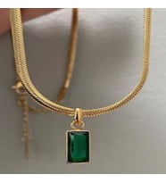 Kadın Yeşil Taşlı Modern Tasarım İtalyan Ezme Kolye Gold, Çelik Üzeri Altın Kapalama 2 Yıl Garantili