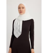 MıssColor A25259 Jakarlı Simli Ekose Şifon Eşarp 120x120cm - Ekru