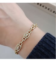 Lente Aksesuar Gold Baget Ve Yuvarlak Full Zirkon Taşlı Lüks Bileklik - 14K Altın Kaplama Xuping