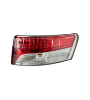 Leoparts Toyota Avensis Stop Lambası Dış Sağ 2008-2012 81551-05250