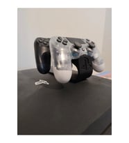 PlayStation 4 İçin ikili kumanda standı (STD)
