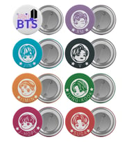 BTS Çanta Rozeti Seti 8 Adet En Büyük Boy 5.8cm İğneli Broş