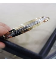 Altın Kelepçe 14K Versage 12 mm (Çok Renkli)