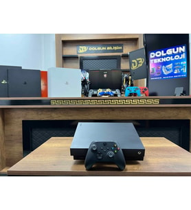 Microsoft Xbox One X 1 TB Tek Kol (İKİNCİ EL)