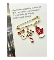 Yılbaşı Temalı Broş İskoç İğnesi Noel Temalı İğne Çengelli İğne Geyik Şemsiye Kar Eldiveni (Gold)