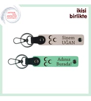 Milli Temalı Kişisel Armağan – İsim Yazılabilir Üç Hilal Anahtarlık x2, Pudra-Yeşil