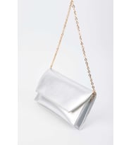 Kadın Gümüş Rugan Zarf Tasarım 2 Bölmeli Mini Zincir Askılı Çıt Çıt Kapama Clutch Ve El Çantası