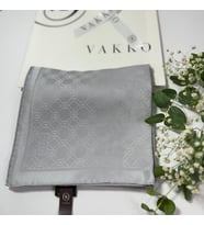 90x90  JAKARLI SAF İPEK EŞARP - 05493 (Gümüş)