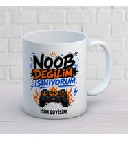 Kişiye Özel Oyuncu Tasarımlı Noob Değilim Isınıyorum Yazılı İsimli Kupa