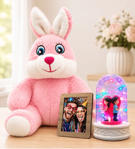 Kişiye Özel Fotoğraflı Renkli LED Işıklı Sırt Sırta Çift Fanus ve Pembe Peluş Tavşan Sevgiliye Kadına Hediye