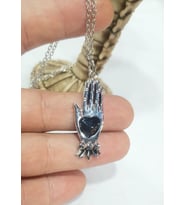 BLACK MARIE'S HAND KOLYE