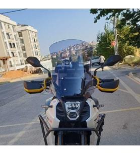 MOTOCAM RKS SVT 650 X Ön Cam 2023-2026 Model 50cm Füme Renkli 4mm UZUN