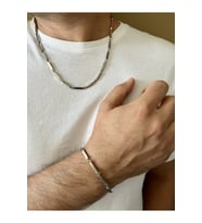 Gold Renk Küp Üçgen Model Kararmaz Çelik Unisex Kolye Ve Bileklik Set (Gümüş)