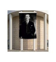 Siyah Takım Elbiseli Mustafa K. Atatürk Poster Bayrak Premium Raşel Kumaş ATA39 2x3m