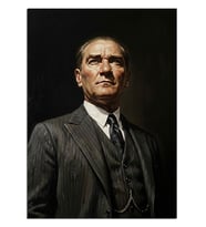 Takım Elbiseli Atatürk Ciddi Portre Dekoratif Kanvas - Mdf Ahşap Tablo