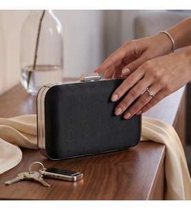 Givenza Simli Portföy Zincir Askılı Kadın Çanta