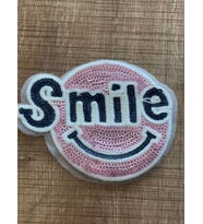 14X10 CM PEMBE GÜLEN SURAT SMİLE APLİKE YAMA ARMA DİKİŞ AKSESUAR