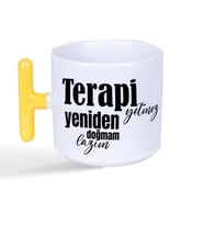 Terapi Yetmez Yeniden Doğmam Lazım Baskılı Sarı Kulplu T Kupa