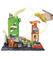 Mattel Hot Wheels Elektrikli Araç Şarj İstasyonu Oyun Seti HTN79