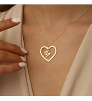 Kişiye Özel 925 Ayar Gümüş Kalp Sallantılı Harf Kolye (Gold)