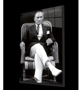 Atatürk Portresi Cam Tablo, Ev ve Ofis Duvar Dekoru, Hediyelik Büyük Temperli 4 mm Cam Tablo