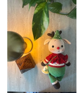El Yapımı Amigurumi Geyik Oyuncak Bebek