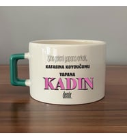 İşine Geleni Yapana Erkek Baskılı Kadınlar Günü Yeşil Kulplu C Fincan
