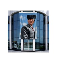 Kalpaklı Atatürk Portresi Poster Bayrak Raşel Kumal 4x6 metre ATA81