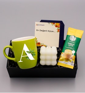 Kişiye Özel Yeşil Bulut Kupa & Bubble Mum & Vanilla Latte Hediye Seti