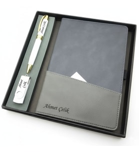 Signator® Codex  N369 Kişiye Özel Defterli Set - İsme Özel Beyaz Kalem + İsme Özel Siyah Defter + İsme Özel 32 GB Usb Bellek  İsme Özel Kutusunda Hediyelik Set (Karışık)