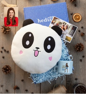 Kişiye Özel Karikatürlü Cute But Sagittarius Yay Burcu Hediye Kutusu - Kişiye Özel T Pastel Kupa, Peluş Yastık, Fotoğraf 1 Adet Doğum Günü Hediyesi