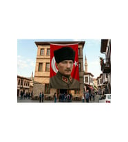 Askeri Üniformalı Atatür ve Türk Bayrağı Poster Bayrak Premium Raşel Kumaş ATA80