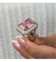 Gümüş Pembe Zirkon Taşlı Kadın Yüzük (Standart)