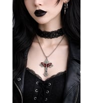 Gotik Kırmızı Kanatlı Haç Kolye Gümüş Renk Zincir Unisex