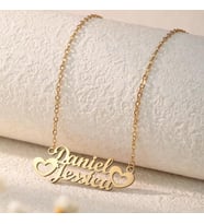 Kişiye Özel 925 Ayar Gümüş Kalp Detaylı Çift İsim Kolye (Gold)