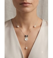 925 Ayar Gümüş Papatya Silver Özel Tasarım İncili Lotus Kanat Kolye