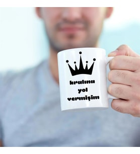 Kralına Yol Vermişim Tasarımlı Bardak  3123