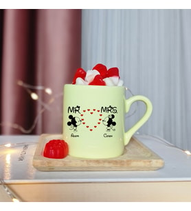 Mickey & Minnie Mouse Sevgili Eş Tasarımlı Kişiye Özel Sarı Türk Kahvesi Fincanı