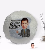 BK Gift Kişiye Özel İsimli Erkek Nihayetinde Karikatürlü Yuvarlak Dekoratif Kırlent Yastık-2