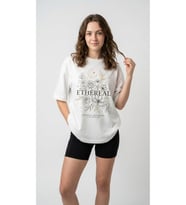 Kadın Oversize Tişört Ethereal Baskılı (Beyaz)