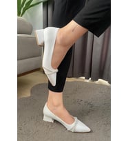 Kadın Valeri Beyaz Çapraz Taşlı Stiletto Alcak Ökçe Abiye Ayakkabı