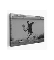 Bansky'nin Çiçek Atan Adam Eseri Kanvas Tablo-5014