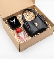 Zamansız Şıklık Hediye Seti (Kadın Çanta & Rebul Scarlet EDP 50 ml & Mikail Melek Kolye Hediye Seti) Kadına Hediye, Sevgiliye Hediye