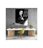 Atatürk Portresi Cam Tablo Şapka Tutan Atatürk Tablosu Ev Ofis DekoruDuvar Tablosu